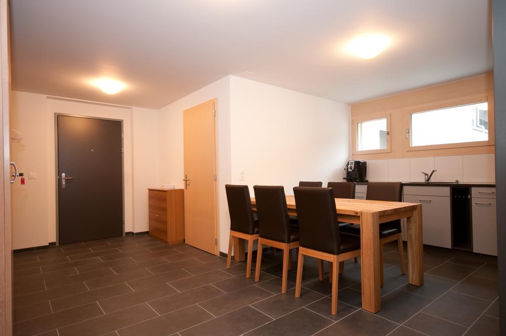 Alpbachstrasse 4, Meiringen Bilik gambar